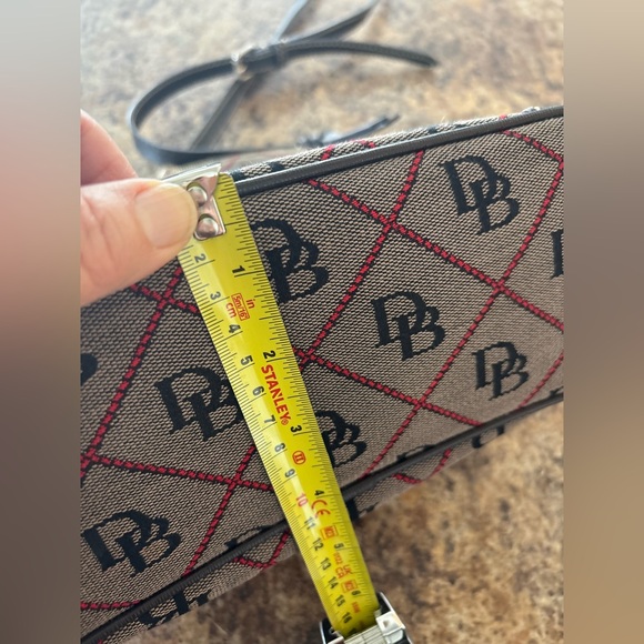 VTG 2000’s Dooney & Bourke Monogrammed Grey/Red Shoulder Crossbody Bag, K9187561 - Picture 10 of 16